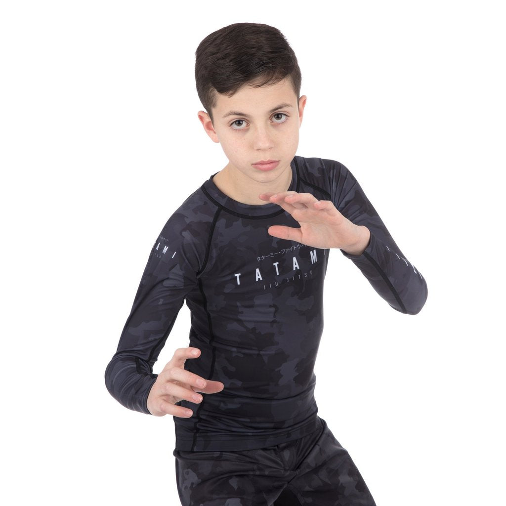 Boys black deals rash guard